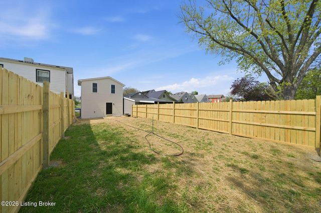 1813 S Preston St, Louisville, KY 40217