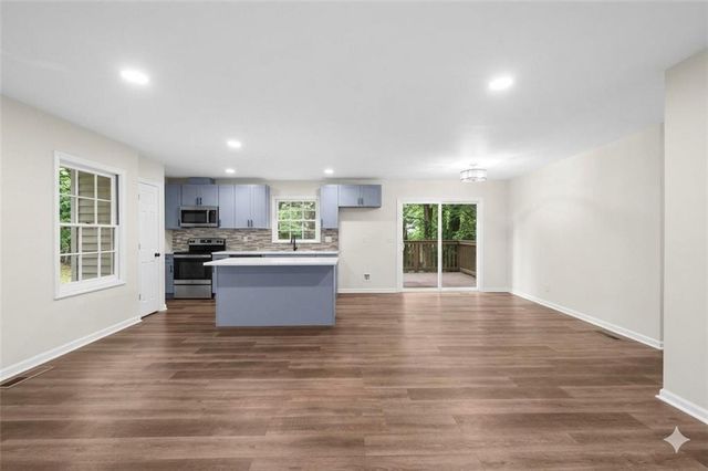 3022 Hillwood Drive NW, Lawrenceville, GA 30044