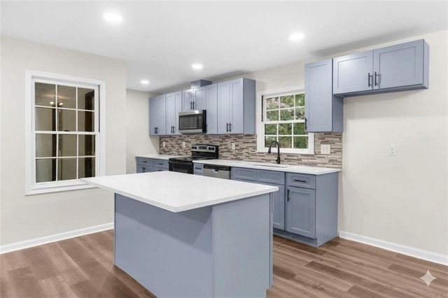 3022 Hillwood Drive NW, Lawrenceville, GA 30044