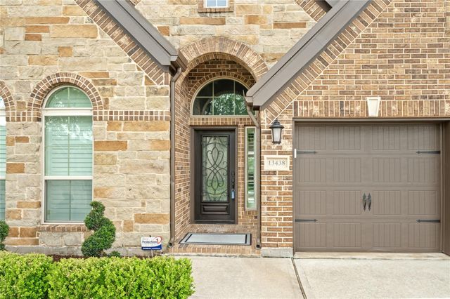 13438 Swift Creek Drive, Pearland, TX 77584