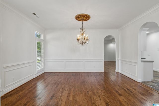 1113 BARKLEY LANE, Hoover, AL 35242