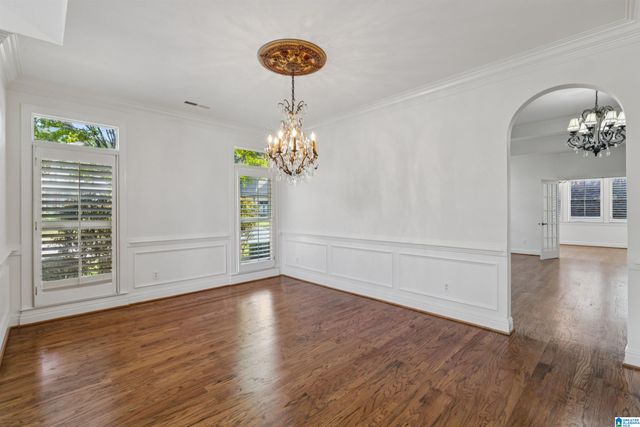 1113 BARKLEY LANE, Hoover, AL 35242