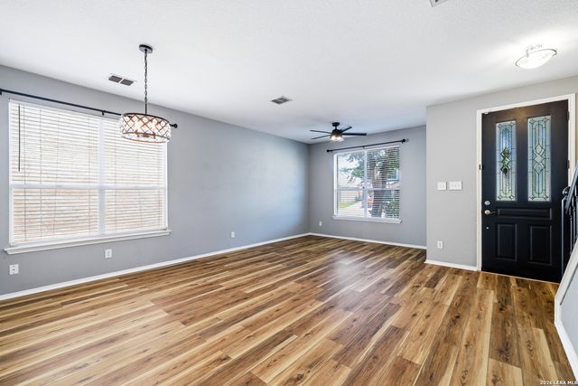 7101 AVERY RD, Live Oak, TX 78233