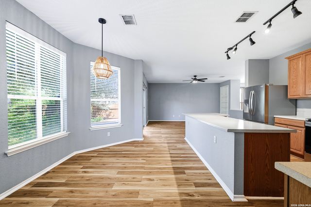 7101 AVERY RD, Live Oak, TX 78233