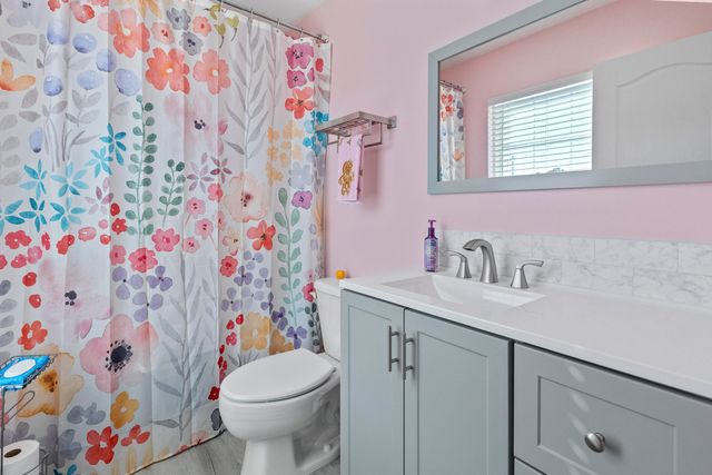 126 Broad River Drive, Summerville, SC 29485