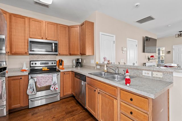 126 Broad River Drive, Summerville, SC 29485