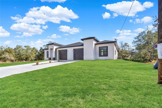 68 Organ St 68, Punta Gorda, FL 33982