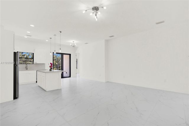 68 Organ St 68, Punta Gorda, FL 33982