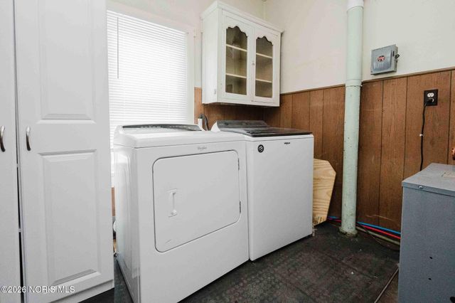 807 W Main Cross Street, Findlay, OH 45840