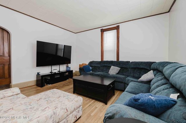 807 W Main Cross Street, Findlay, OH 45840