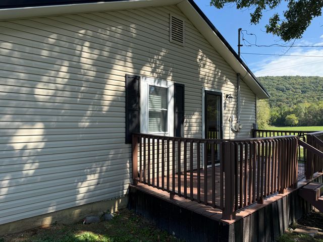 2511 Scaffold Cane Road, Berea, KY 40403
