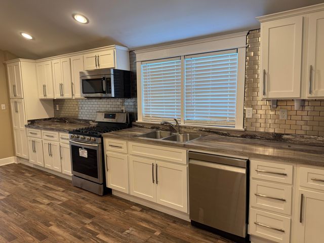 2511 Scaffold Cane Road, Berea, KY 40403