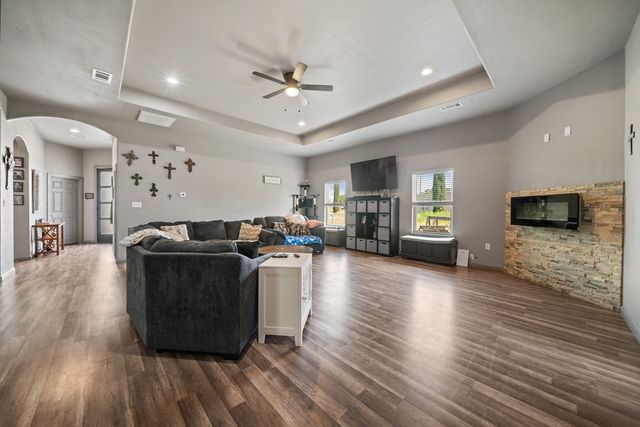 1302 Barnes Ave, Big Spring, TX 79720