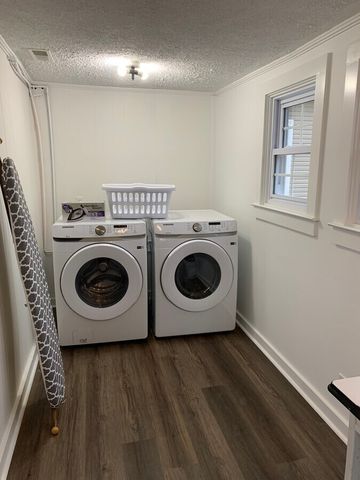 4250 Louis Draughon Rd, Springfield, TN 37172