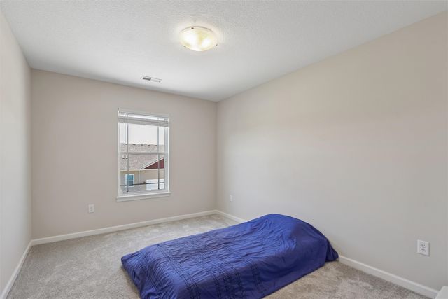 1377 S 91st Street, West Des Moines, IA 50266