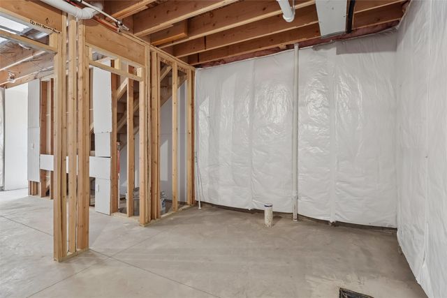 1377 S 91st Street, West Des Moines, IA 50266