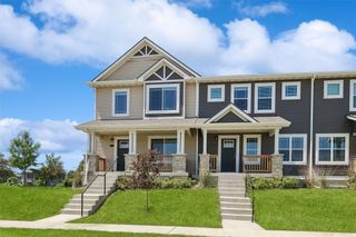 1377 S 91st Street, West Des Moines, IA 50266