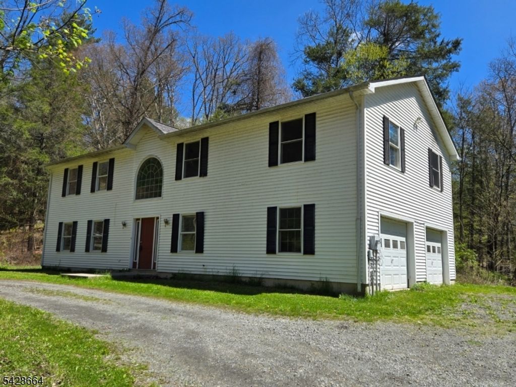 29 New Mashipacong Rd, Montague Twp., NJ 07827