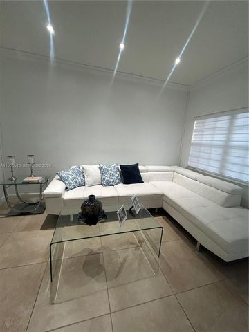 14624 SW 181st Ter 0, Miami, FL 33177