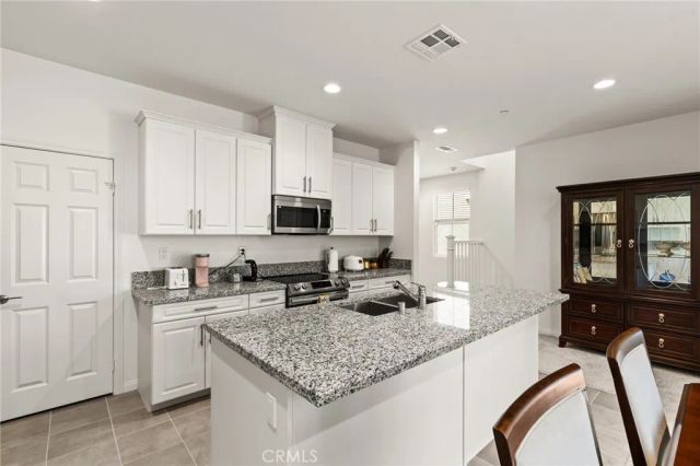 4398 Cadence Way, Oceanside, CA 92057