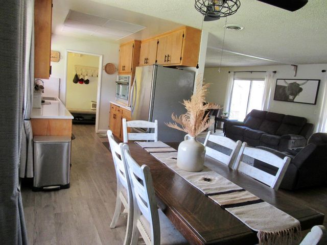 1500 Walnut St, Oakdale, CA 95361