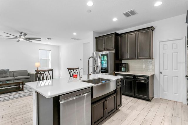 10813 WINDSWEPT GARDEN WAY, Tampa, FL 33647