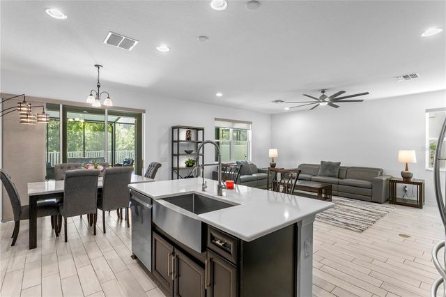 10813 WINDSWEPT GARDEN WAY, Tampa, FL 33647