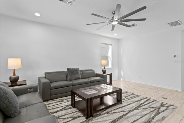 10813 WINDSWEPT GARDEN WAY, Tampa, FL 33647