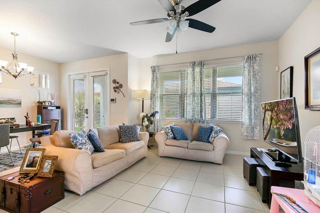 5801 COLONY GLEN ROAD, Lithia, FL 33547