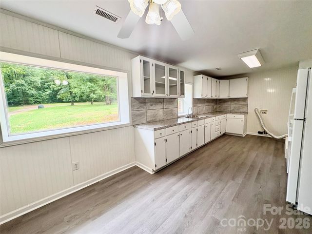 254 Beechwood Farm Road, Statesville, NC 28625
