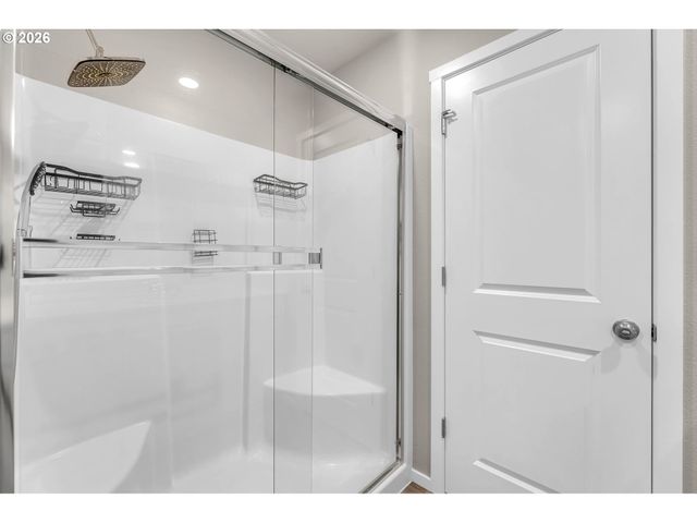 2933 N 3RD Way, Ridgefield, WA 98642