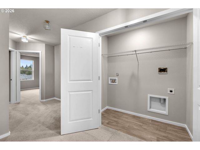 2933 N 3RD Way, Ridgefield, WA 98642