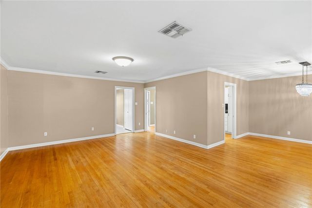 941 Grant Pl, Corpus Christi, TX 78411