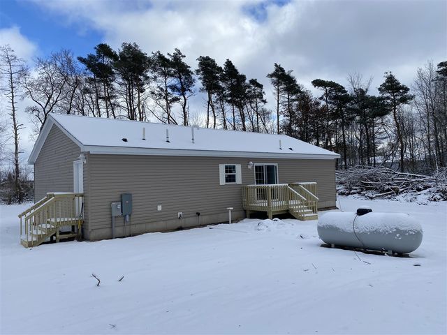 129 W 9th Street, Morley, MI 49336