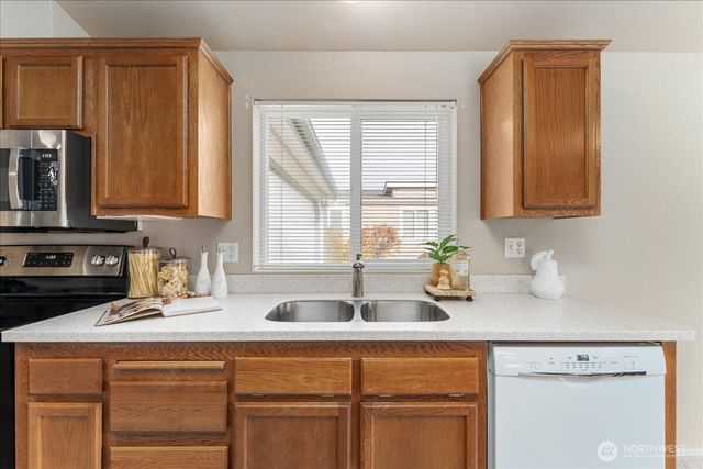 565 Sunday Drive, East Wenatchee, WA 98802