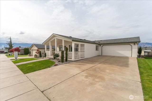 565 Sunday Drive, East Wenatchee, WA 98802