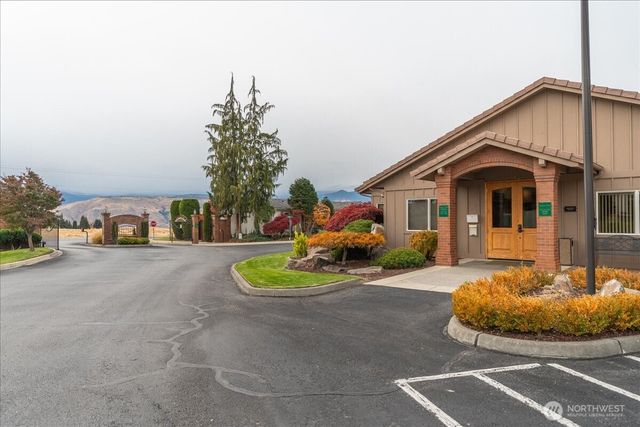 565 Sunday Drive, East Wenatchee, WA 98802