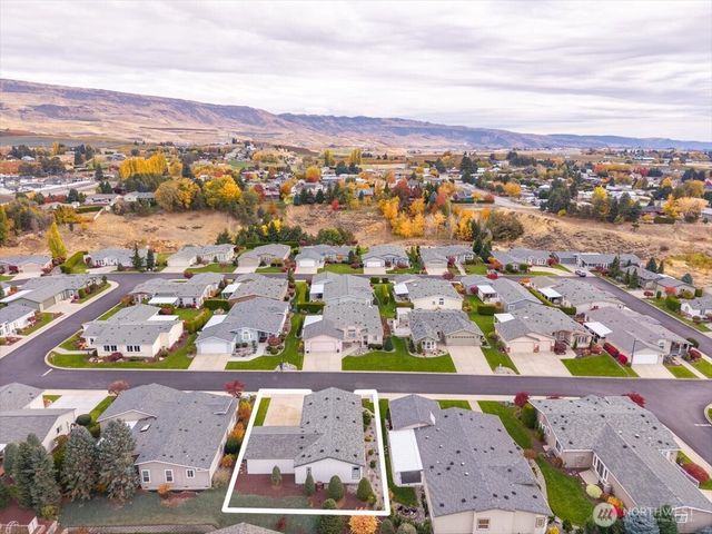 565 Sunday Drive, East Wenatchee, WA 98802
