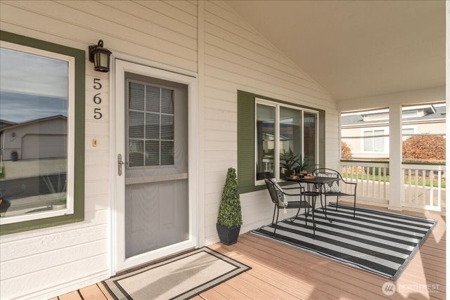 565 Sunday Drive, East Wenatchee, WA 98802