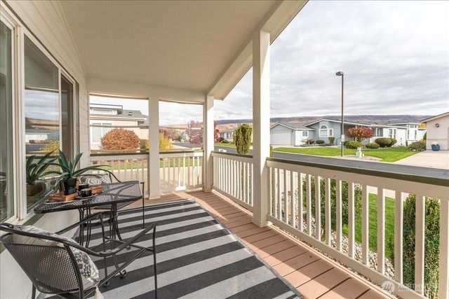 565 Sunday Drive, East Wenatchee, WA 98802