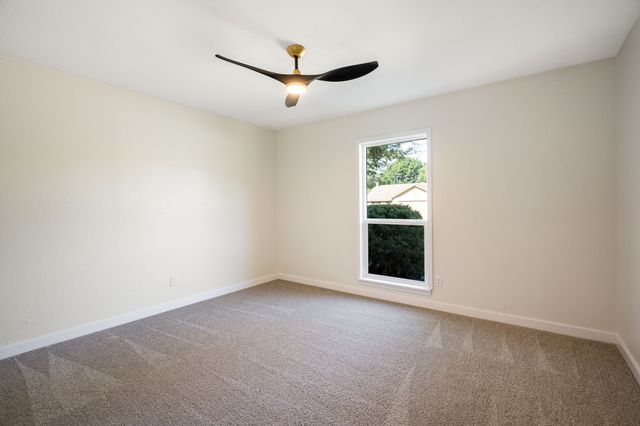 2608 Sprucewood Lane, Euless, TX 76039