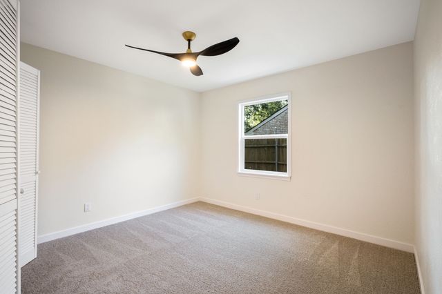 2608 Sprucewood Lane, Euless, TX 76039