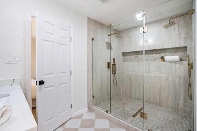 2608 Sprucewood Lane, Euless, TX 76039
