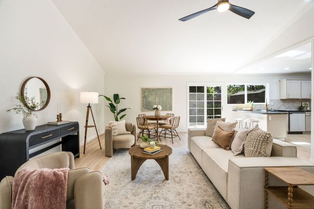 2608 Sprucewood Lane, Euless, TX 76039