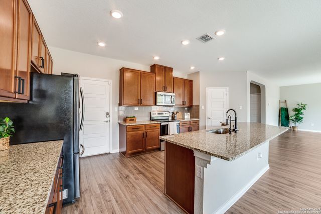 15138 Sirius Circle, San Antonio, TX 78245