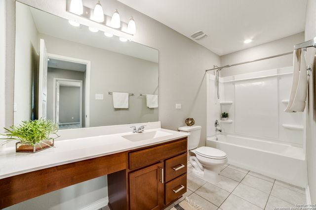 15138 Sirius Circle, San Antonio, TX 78245