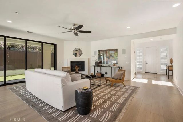 310 Costa Bella Court, Costa Mesa, CA 92627