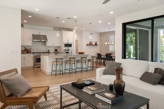 310 Costa Bella Court, Costa Mesa, CA 92627