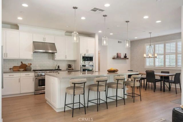 310 Costa Bella Court, Costa Mesa, CA 92627