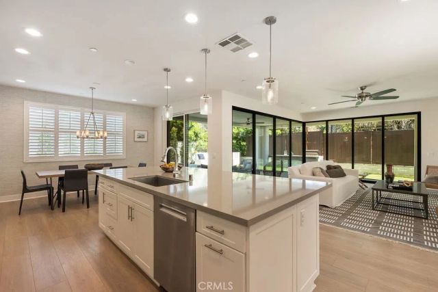 310 Costa Bella Court, Costa Mesa, CA 92627
